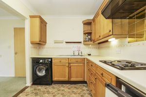KITCHEN- click for photo gallery